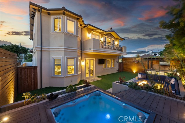 2210 Robinson Street, Redondo Beach, California 90278, 5 Bedrooms Bedrooms, ,4 BathroomsBathrooms,Residential,Sold,Robinson Street,SB22055222