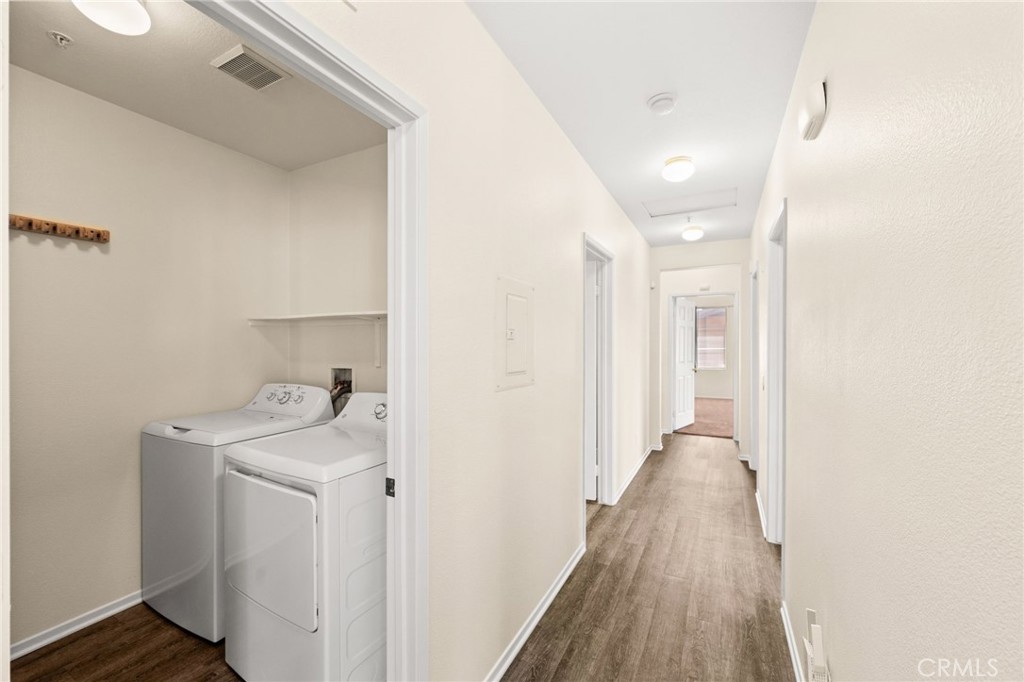 MLS #OC25136647 img 30