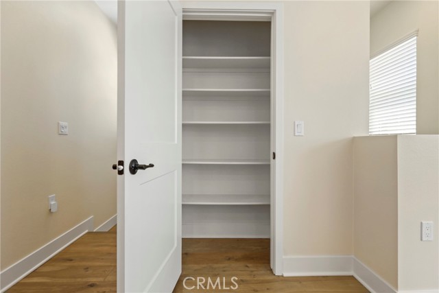 Detail Gallery Image 4 of 15 For 2043 Lincoln Ave, Torrance,  CA 90501 - 2 Beds | 2/1 Baths