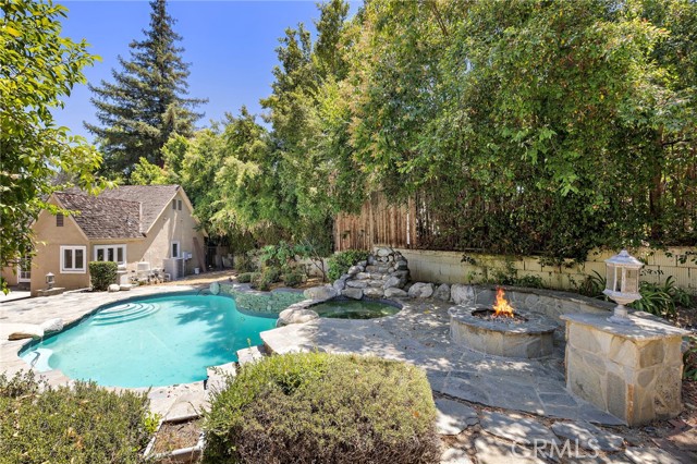 1181 Old Mill Rd, San Marino CA: https://media.crmls.org/medias/649678fe-455c-4cf0-a898-2d67015c8aae.jpg