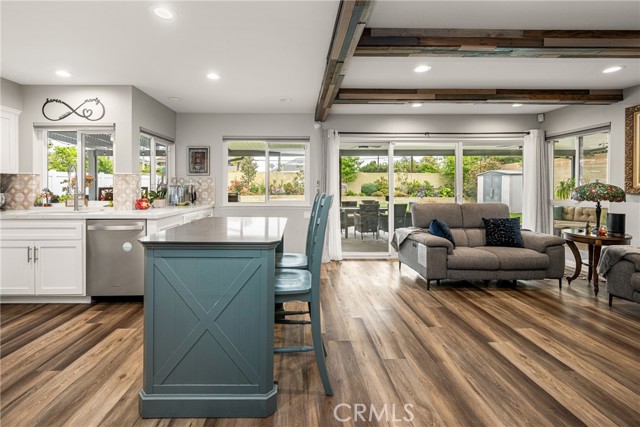 1624 Kingston Road, Placentia CA: https://media.crmls.org/medias/6496dee2-c4ac-4608-b748-eee4ed2bd7bd.jpg