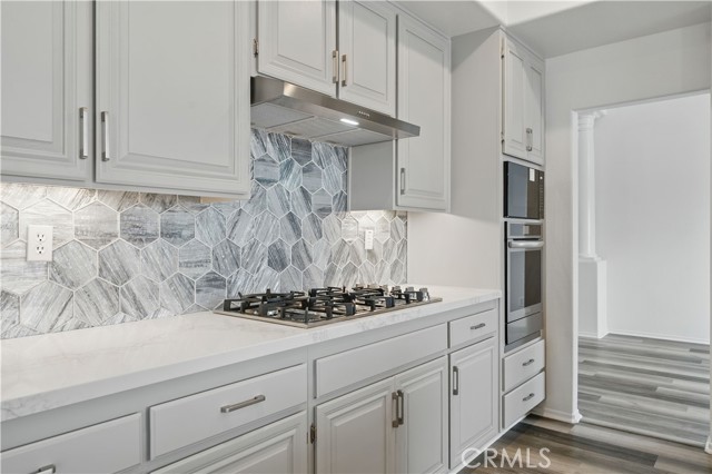 45681 Calle Ayora, Temecula CA: https://media.crmls.org/medias/6496eaea-e356-4655-a07f-7031facbb6f4.jpg