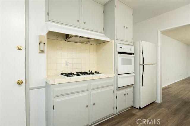 Detail Gallery Image 16 of 44 For 11014 Leolang, Sunland,  CA 91040 - 3 Beds | 1/1 Baths