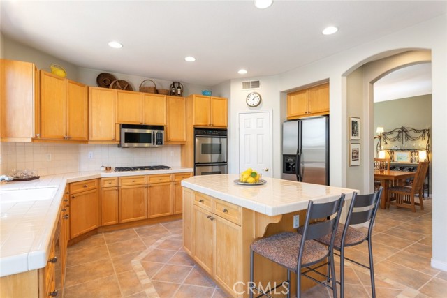 Detail Gallery Image 14 of 58 For 4515 Garden City, Corona,  CA 92883 - 5 Beds | 3 Baths