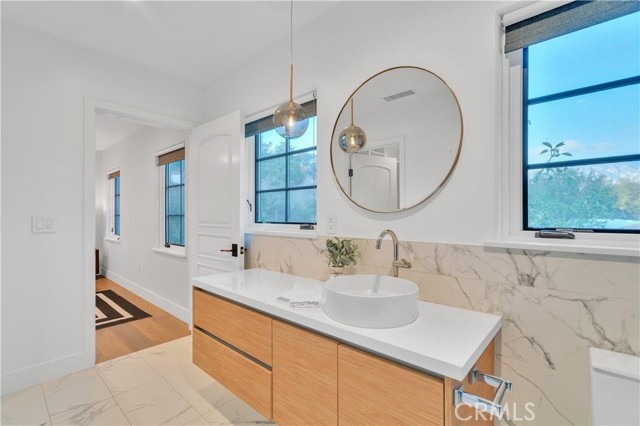 1812 Linda Vista Avenue, Pasadena CA: https://media.crmls.org/medias/64990eb1-c26f-4a62-9731-88dd5bdfd7e1.jpg