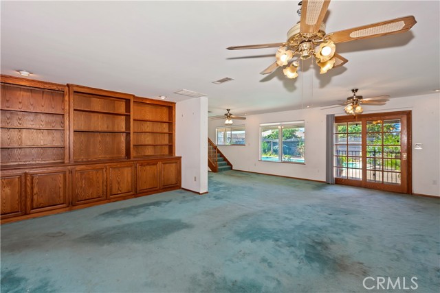 9850 Lombardy, Bloomington CA: https://media.crmls.org/medias/64998014-7428-4680-8a07-6904f3a7a506.jpg