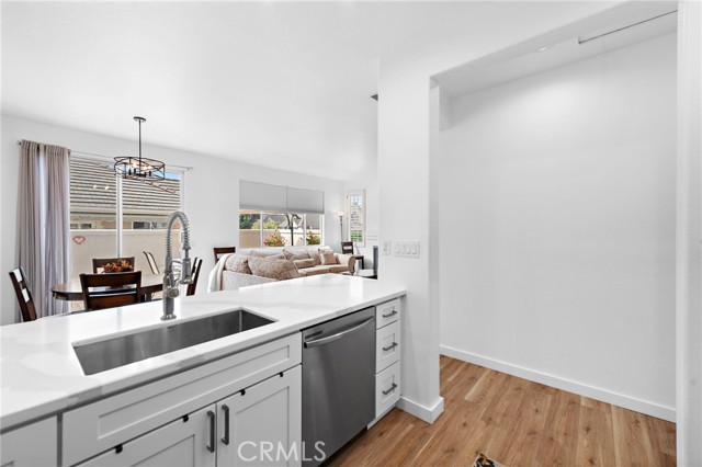 104 Seacountry Lane, Rancho Santa Margarita CA: https://media.crmls.org/medias/649a481a-c404-4608-b457-f2482d243e7f.jpg