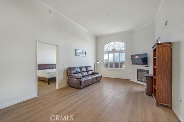 Detail Gallery Image 2 of 27 For 9229 Regents #L406,  La Jolla,  CA 92037 - 2 Beds | 2 Baths