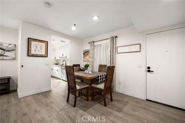 Detail Gallery Image 7 of 42 For 12141 Centralia St #208,  Lakewood,  CA 90715 - 2 Beds | 2 Baths