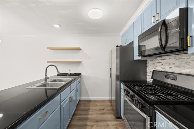 Image 3 of 25 For 1001 Stevens Avenue 184