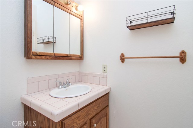 Detail Gallery Image 10 of 23 For 26251 Hillsford Pl, Lake Forest,  CA 92630 - 2 Beds | 1/1 Baths