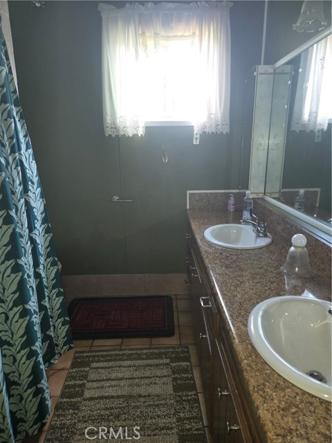 Detail Gallery Image 8 of 13 For 3701 E Ransom St, Long Beach,  CA 90804 - 3 Beds | 1 Baths