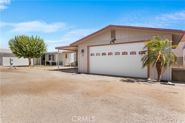 Detail Gallery Image 2 of 58 For 5900 Colorado River Rd #18,  Blythe,  CA 92225 - 3 Beds | 2 Baths