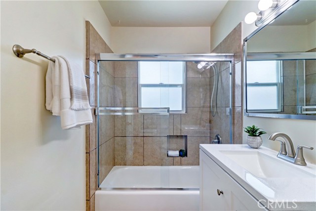 Detail Gallery Image 24 of 34 For 102 Lime Ave #8,  Long Beach,  CA 90802 - 1 Beds | 1 Baths