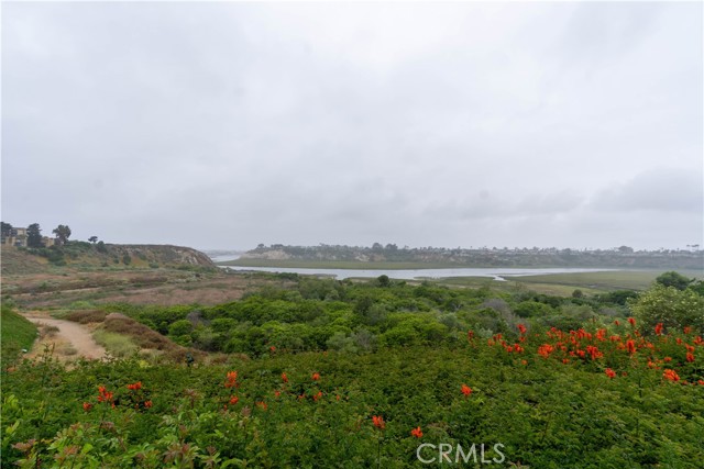 Detail Gallery Image 36 of 40 For 633 Vista Bonita, Newport Beach,  CA 92660 - 3 Beds | 2/1 Baths