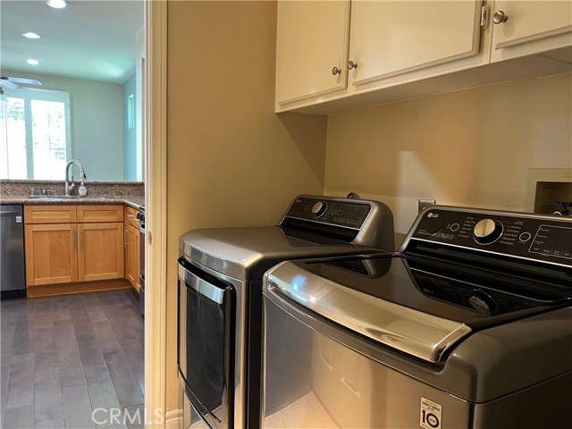 Detail Gallery Image 16 of 18 For 13609 Netto Ridge Ct, La Mirada,  CA 90638 - 3 Beds | 3 Baths