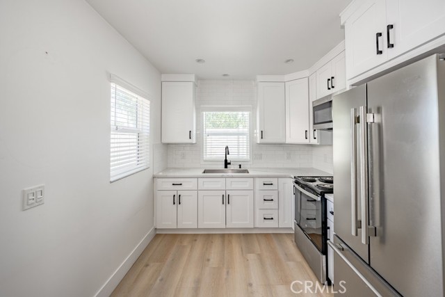 25252 Atwood Boulevard, Newhall CA: https://media.crmls.org/medias/649dca23-875c-4752-9f19-45e273686409.jpg