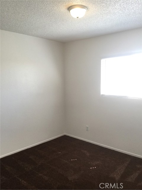 Detail Gallery Image 23 of 26 For 18824 Bellflower St a,  Adelanto,  CA 92301 - 3 Beds | 2 Baths