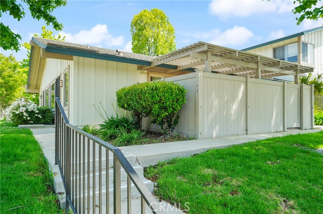 2192 Dawn Court photo 3