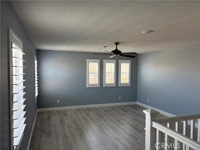 Detail Gallery Image 5 of 9 For 19823 Sunkissed Ridge Dr, Riverside,  CA 92507 - 6 Beds | 3/1 Baths