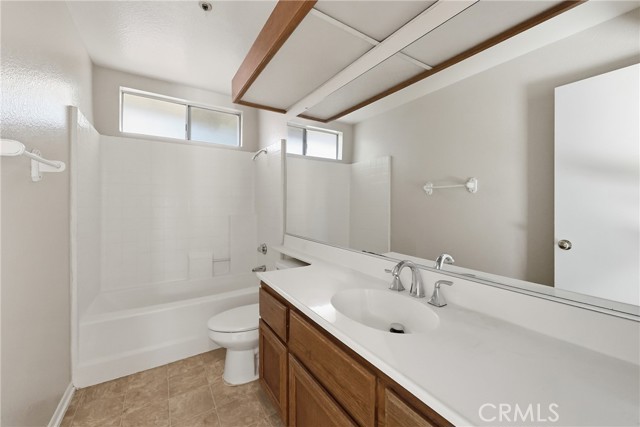 Detail Gallery Image 42 of 51 For 14988 Long View Dr, Fontana,  CA 92337 - 4 Beds | 3 Baths