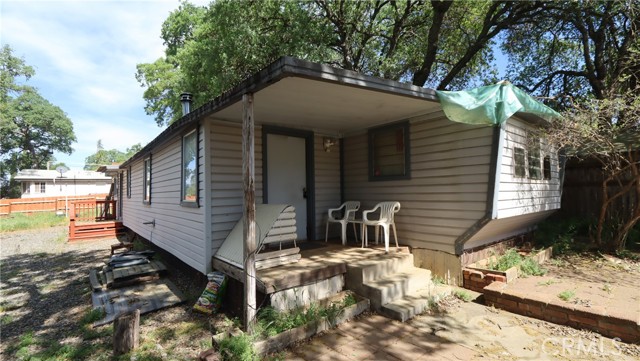 Detail Gallery Image 3 of 25 For 16064 31st, Clearlake,  CA 95422 - 2 Beds | 2 Baths