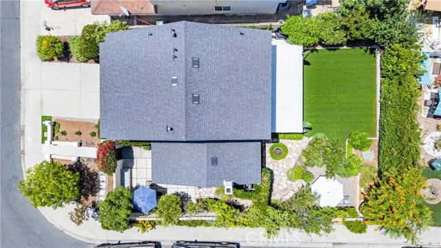 27231 Eastridge Drive, Lake Forest CA: https://media.crmls.org/medias/64a0a6af-ff36-42e8-9cf5-c637c202d7c4.jpg