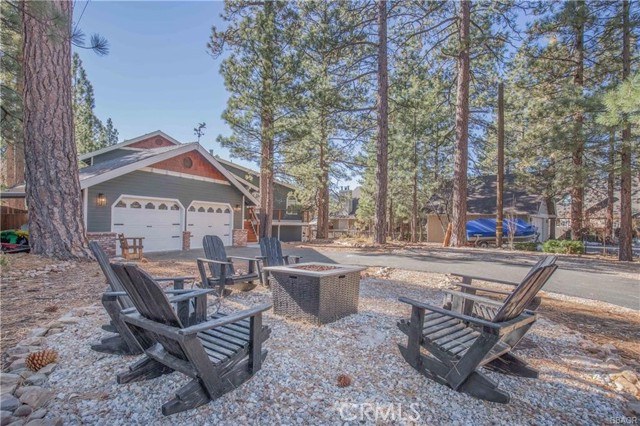 Detail Gallery Image 39 of 41 For 38969 North Bay Rd, Big Bear Lake,  CA 92315 - 5 Beds | 4 Baths