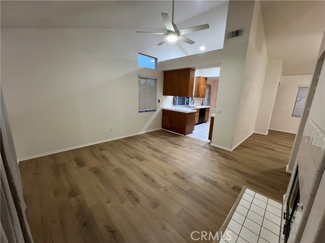 Detail Gallery Image 5 of 22 For 28766 Loire Valley Ln, Menifee,  CA 92584 - 4 Beds | 2 Baths