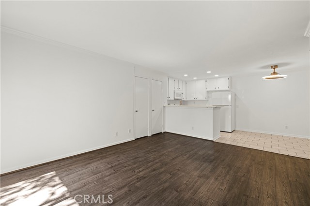 18752 Mandan Street, Canyon Country CA: https://media.crmls.org/medias/64a3aa35-5680-4229-94b8-cdea966e145b.jpg