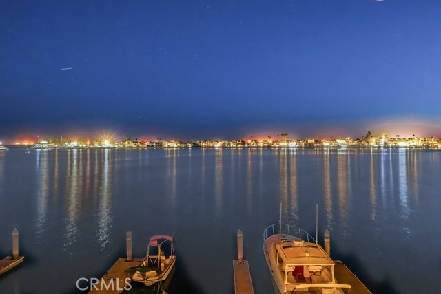 6048 Lido Lane, Long Beach CA: https://media.crmls.org/medias/64a4263c-a8b1-4f9c-8628-dfba88cd9bb4.jpg