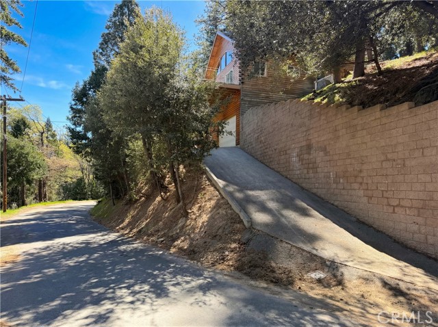 Detail Gallery Image 18 of 19 For 120 Zermat, Crestline,  CA 92325 - 3 Beds | 2 Baths