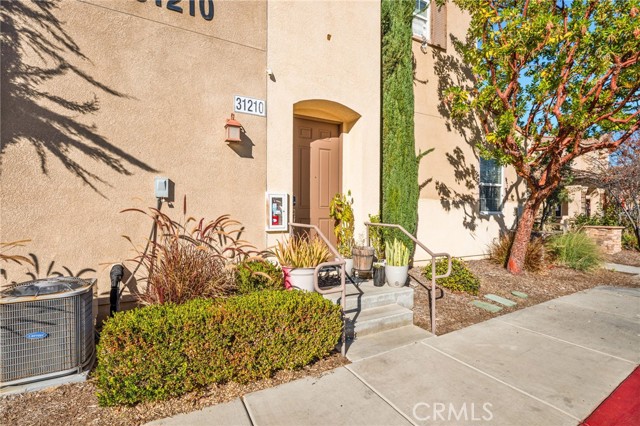 Detail Gallery Image 42 of 47 For 31210 Strawberry Tree, Temecula,  CA 92592 - 3 Beds | 2/1 Baths