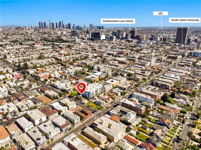 101 S. MARIPOSA AVE, Los Angeles CA: https://media.crmls.org/medias/64a571b9-3b89-4619-8237-cae27b7e593a.jpg