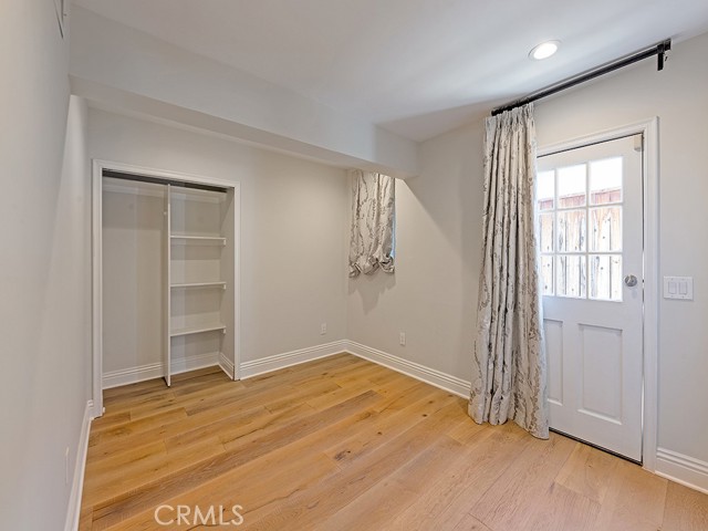 Detail Gallery Image 22 of 50 For 5463 Katherine, Sherman Oaks,  CA 91401 - 5 Beds | 3 Baths