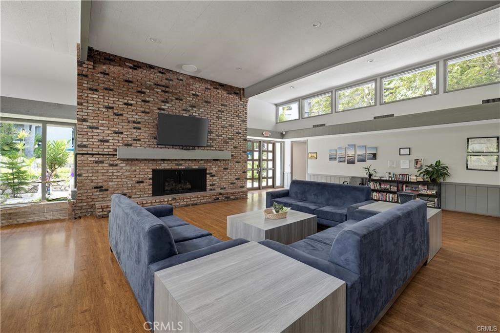 25. 3605 W Hidden Lane #309 Rolling Hills Estates, CA 90274