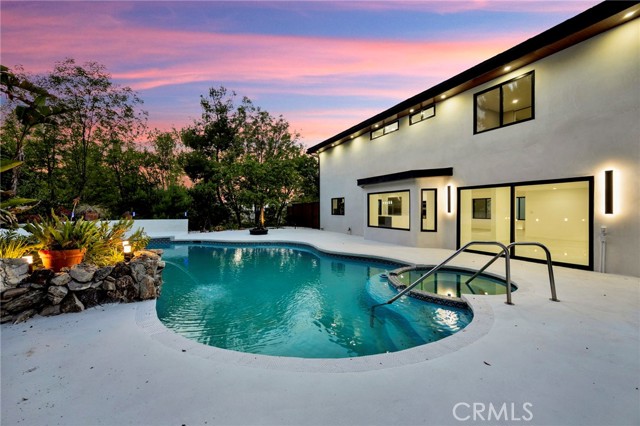 20101 Greenbriar Drive, Tarzana CA: https://media.crmls.org/medias/64a798e1-cc7b-4c92-b82b-7be43705dfe4.jpg