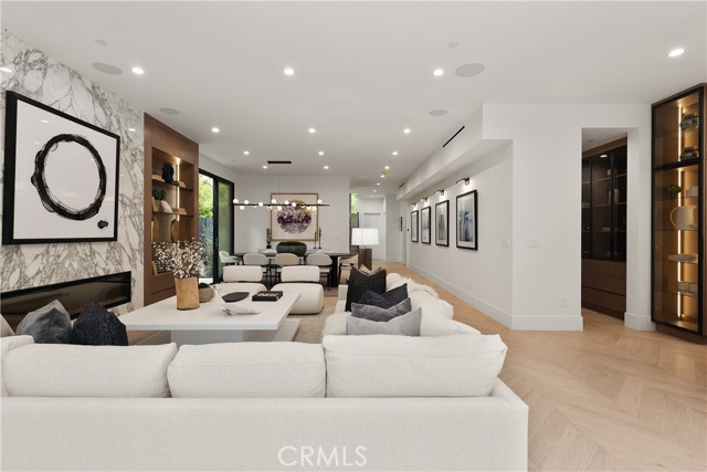 Detail Gallery Image 8 of 43 For 4211 Agnes Ave, Studio City,  CA 91604 - 4 Beds | 4/1 Baths