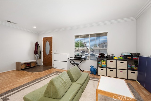 1124 Andrew Lane, Corona CA: https://media.crmls.org/medias/64aa88dc-59a5-4837-8984-90d28d3f4902.jpg
