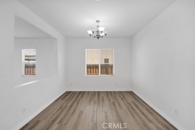 Detail Gallery Image 8 of 53 For 12636 Agave Bay, Victorville,  CA 92392 - 5 Beds | 3 Baths