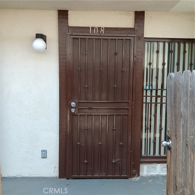 Detail Gallery Image 5 of 46 For 17037 S Vermont Ave #108,  Gardena,  CA 90247 - 3 Beds | 3 Baths