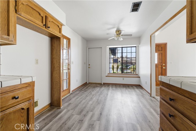 Detail Gallery Image 5 of 14 For 11049 Rome Beauty Dr, California City,  CA 93505 - 3 Beds | 2 Baths