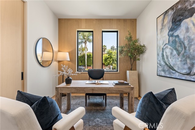 Detail Gallery Image 13 of 38 For 13536 Morrison St, Sherman Oaks,  CA 91423 - 6 Beds | 6/1 Baths