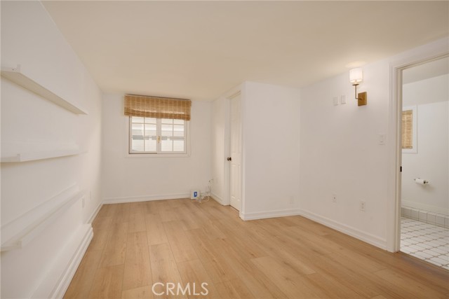 Detail Gallery Image 6 of 12 For 703 Orchid, Corona Del Mar,  CA 92625 - 2 Beds | 2 Baths