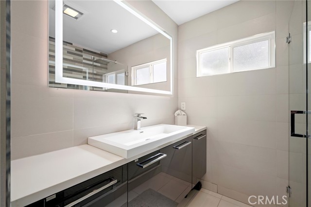 7078 Park Manor photo 14