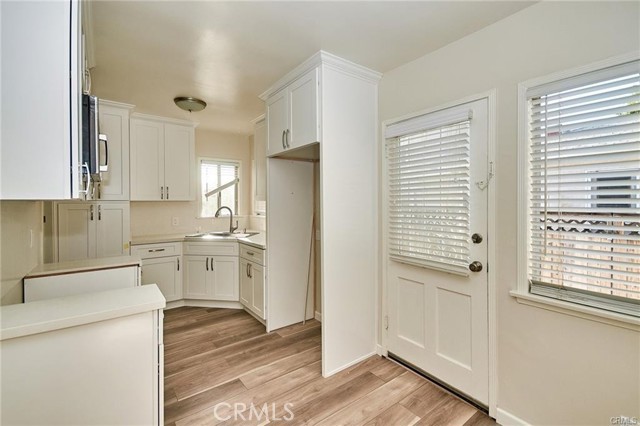 Detail Gallery Image 10 of 16 For 4747 Clark Ave, Long Beach,  CA 90808 - 1 Beds | 1 Baths