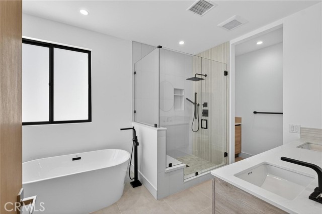 Detail Gallery Image 28 of 50 For 1011 S Prospect Ave, Redondo Beach,  CA 90277 - – Beds | – Baths