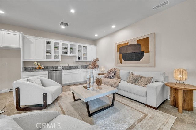 Detail Gallery Image 48 of 70 For 60 Sherwood, Irvine,  CA 92620 - 5 Beds | 6/1 Baths