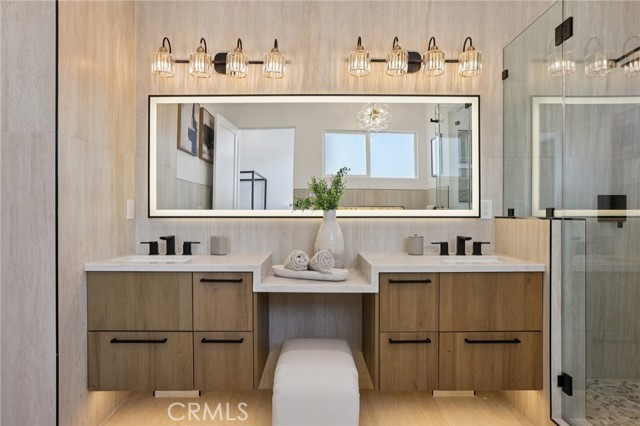 Detail Gallery Image 25 of 50 For 1914 Belmont Ln #B,  Redondo Beach,  CA 90278 - 4 Beds | 3/1 Baths