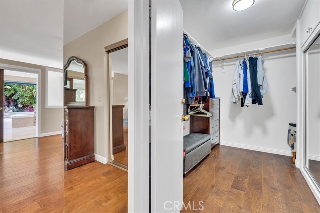 Image 8 of 61 For 4 Silverleaf